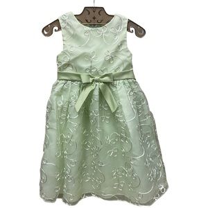 Rare Editions Girls Light Green Embroidered Flower Easter Dress Size 5 Spring